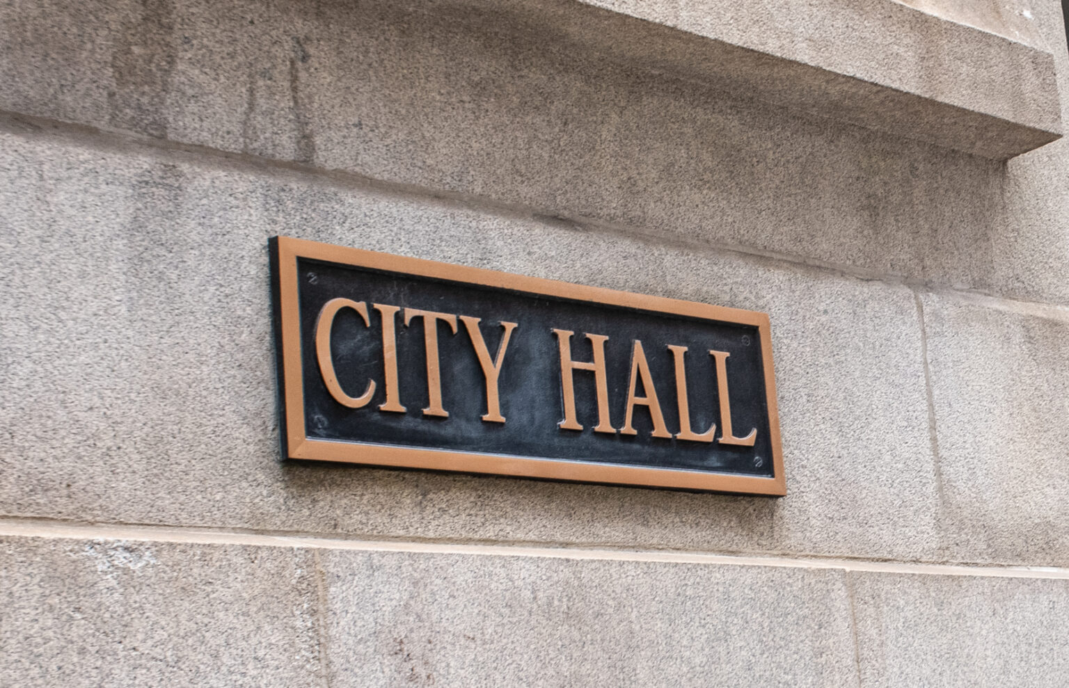 Sign in front of Chicago City Hall